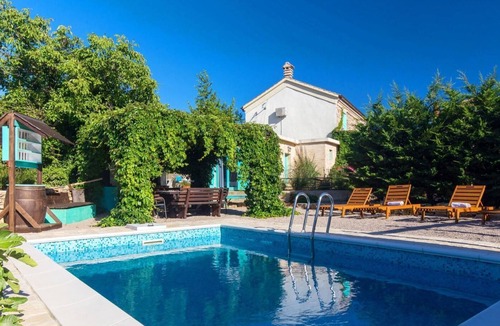 Rasopasno House | Holiday house Rasopasno for 2 - 6 persons with 3 bedrooms - Holiday home
