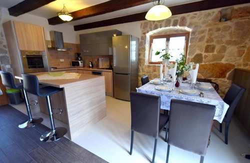 Rasopasno House | Holiday house Vantačići for 1 - 6 persons with 3 bedrooms - Holiday home