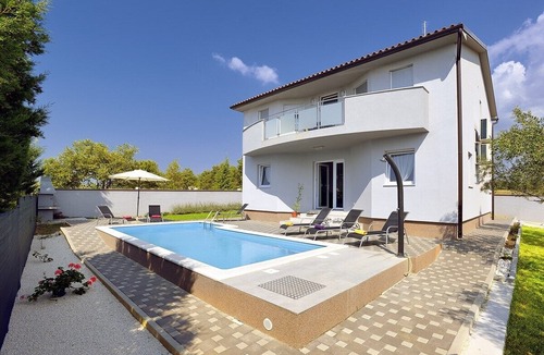 Orbanici House | Holiday house Vodnjan for 8 persons with 4 bedrooms - Holiday house
