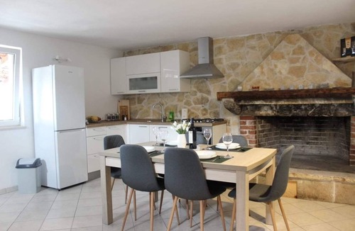 Supetar House | Holiday house with a parking space Supetar (Brač) (K-25125)