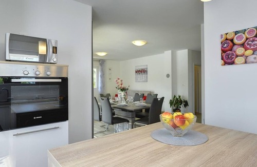 Filipana House | Holiday house with private pool for 6 persons approx. 105 qm in Filipana, Istria (Interior of Istria)