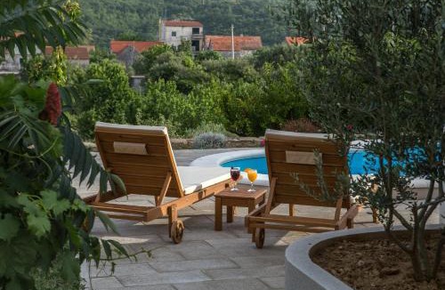 Omis House | Holiday Village Home Kamenica