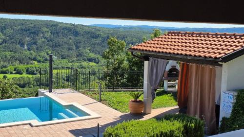 Ciritez House | Home Andrea with infinity salty pool