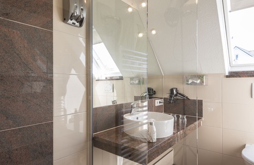 Jever Hotel | Hotel Am Elisabethufer
