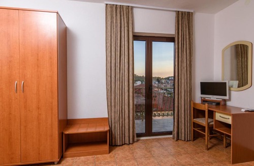 Okrug Gornji Bed & Breakfast | Hotel B&B Villa Paula