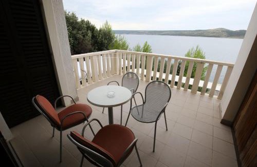 Posedarje Hotel | Hotel Lucija
