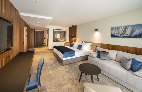 Malinska Hotel | Hotel Riva