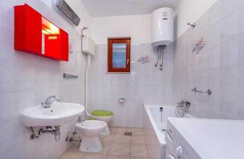 Vinkuran House | House Cador