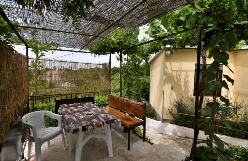 Vinez House | House Gioia Cristina