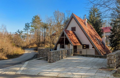 Lic House | House Gorska vila (120101-K1) - Lič