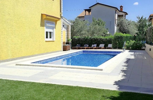 Silo House | House in Silo with Private Parking