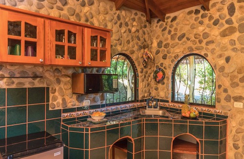 Dominical House | House in Tropical Eden Walking Distance to Beach