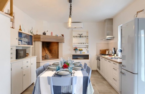 Mali Vareski House | House Lando (74318-K1) - Pula