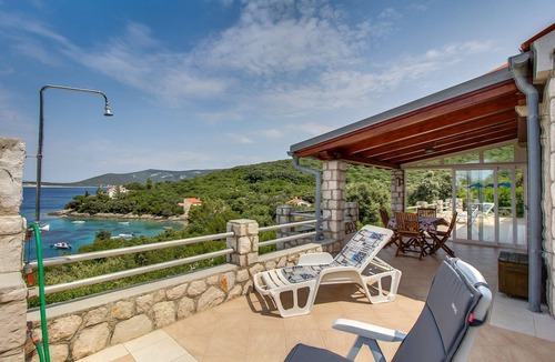 Sveti Jakov Apartment | House Nevenka (66992-K1) - Stivan