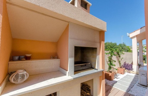 Sevid House | House Nikolina