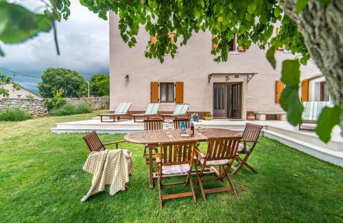 Puntera House | House nona Roza