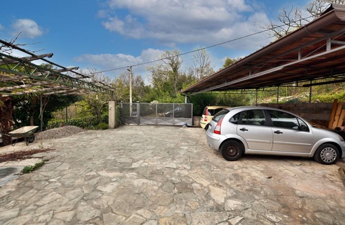 Rubesi Apartment | House Roman (84521-K1) - Rijeka