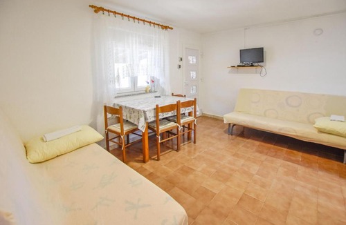 Kraj House | House Rosemary