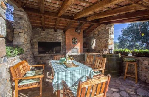 Pozorac House | House Stone&Olive