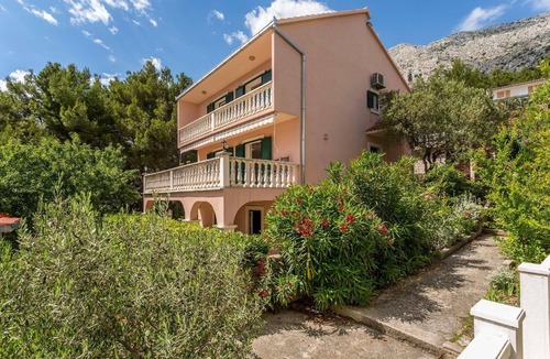 Medici House | House with balconies, a terrace and a sea view