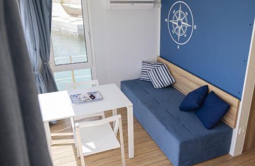 Bisceglie Boat Rental | Houseboat Floatart Experience Bisceglie