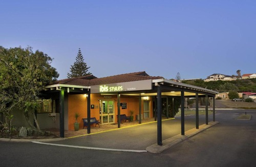 Tarcoola Beach Hotel | ibis Styles Geraldton
