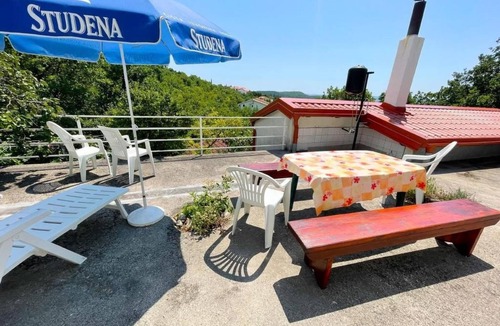 Smrika Apartment | in Šmrika mit Grill und Terrasse by Interhome