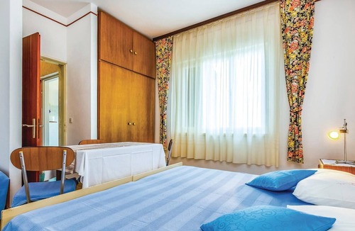 Kraljevica Apartment | In the beautiful bay Grabrova is located this house with three smaller apartments (CKC931-933).