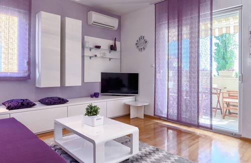 Kastel Stari Apartment | Iris beach apartments 4