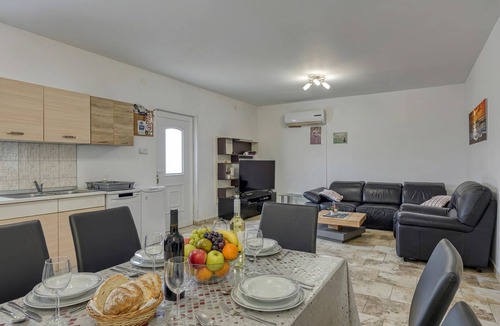 Veli Losinj Apartment | Island Top Sea View 2BR Apartment II, Veli Lošinj, Croatia