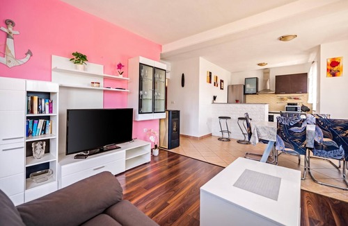 Becici House | Istria Villa Stella for 8: Pool & Sauna, Sveti Bartul, Croatia