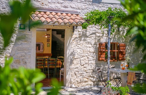 Rakalj House | Istrian stone house with fireplace and garden, 2 km from the sea