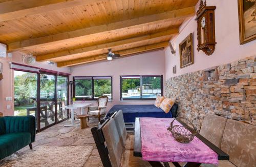 Banjole House | Istrian Tavern next to the Pool