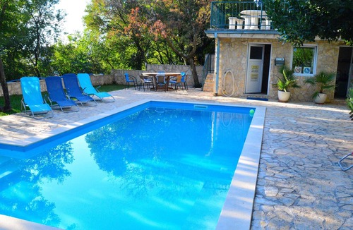 Jadranovo Villa | Jadranovo: Paradise Farm - Villa with pool, moderate pricing, up to 10 persons!