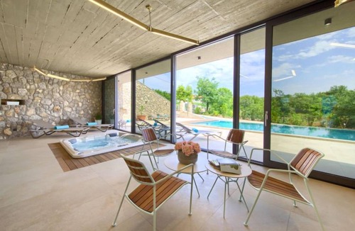 Nenadici House | Jerini Main House by Interhome
