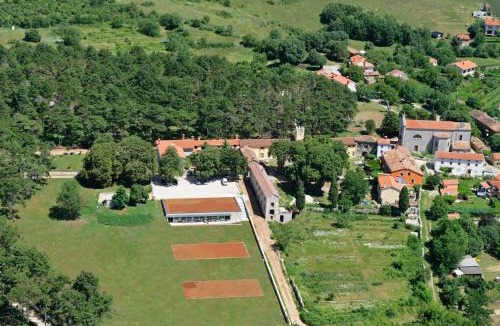 Martinski House | Kastel Pineta in Sveti Martin * Istrien