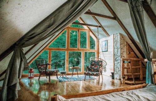 Mrkopalj Ski Chalet | Koliba Šume Pjevaju - robinzonski smjestaj, struja 12 V, voda iz cisterne
