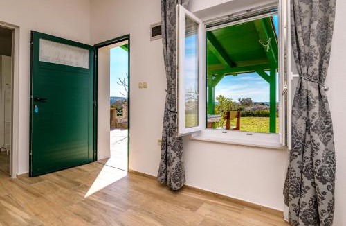 Cres Apartment | Krcina Holiday Home