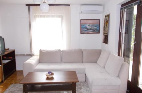 Pinezici Apartment | Krk Apartmani Pepina