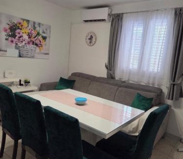 Necujam House | Kuća za odmor Neva