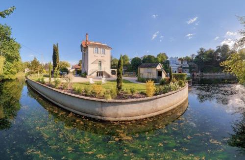 Olivet Villa | La Villa des Coccinelles