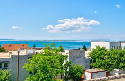 Crikvenica Apartment | LANA R.