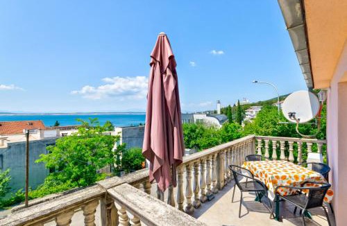 Crikvenica Apartment | LANA R.
