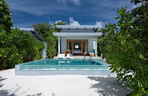 Ifuru Villa | Lavish Maldives Beachfront Villa | Villa Dhoni Sunset | Breathtaking Sea.