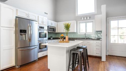 Folly Beach House | Lighthouse by AvantStay