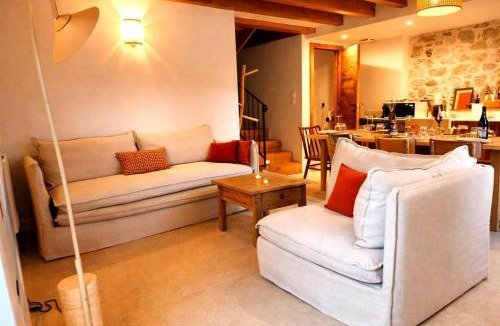 Conjux House | Lodge With View Of Lake Bourget