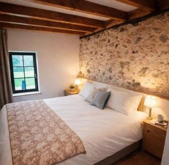Conjux House | Lodge With View Of Lake Bourget
