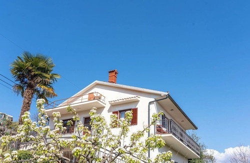 Opatija Apartment | Lovely apartment for 2 guests with A/C, WIFI, TV, terrace and pets allowed
