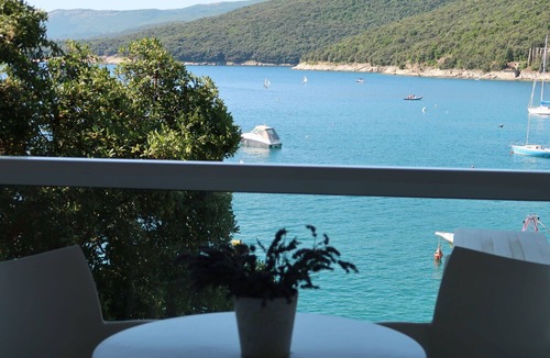 Rabac Apartment | Lovely apartment for 2 people with A/C, WIFI, TV and terrace