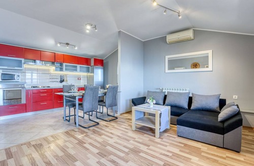 Tulisevica Apartment | Lovely apartment for 5 people with WIFI, A/C, TV, terrace and panoramic view
